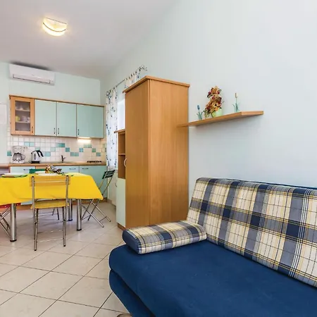 Apartment Lovely In With Kitchen Moscenicka Draga